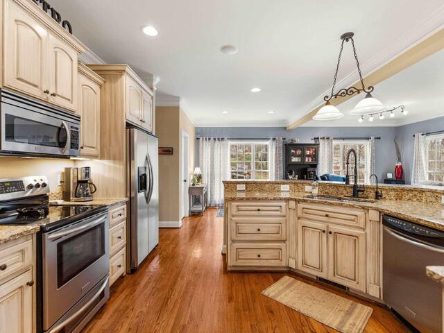 Photo of 8 Couples Court