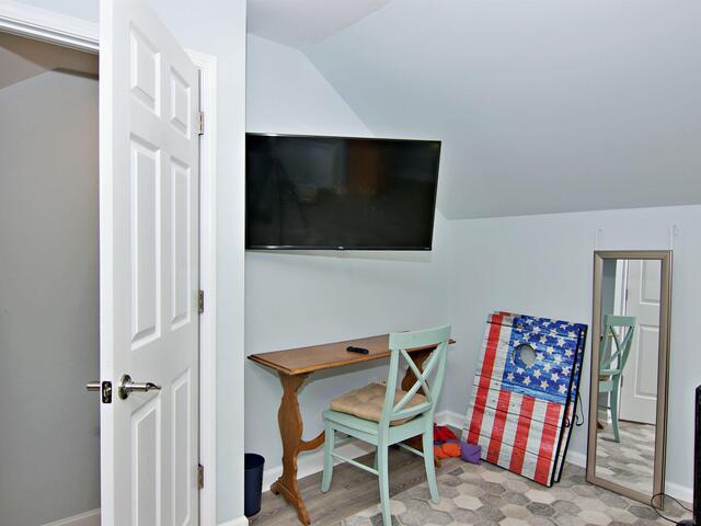 Photo of 206 Petty Road