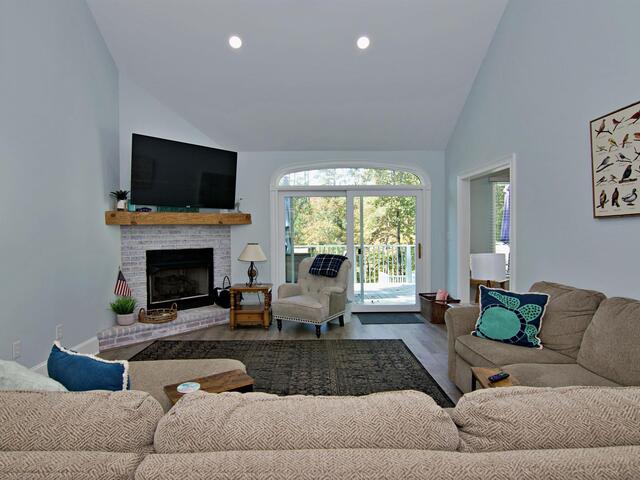 Photo of 206 Petty Road