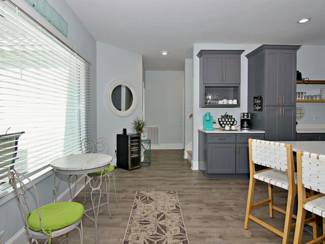 Photo of 206 Petty Road