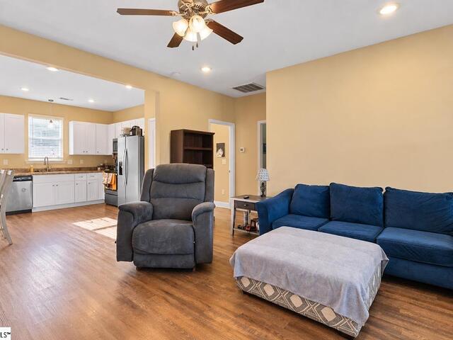 Photo of 807 chase Avenue