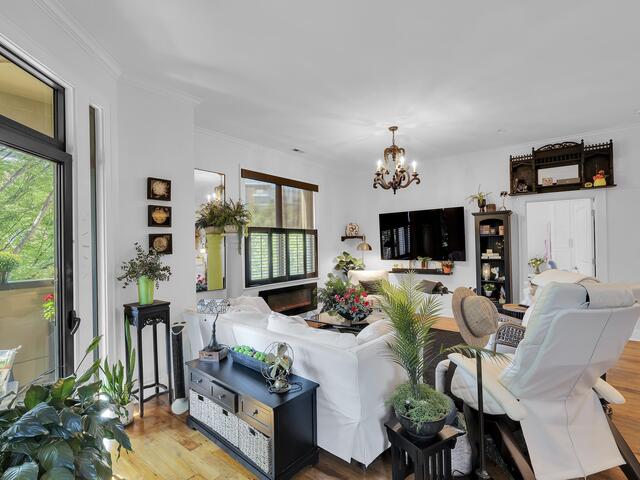 Photo of 224 S Laurens Street