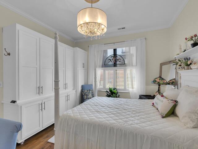 Photo of 224 S Laurens Street