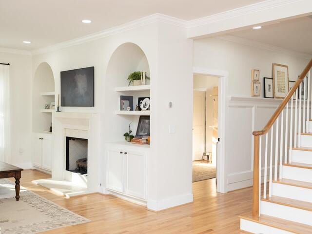 Photo of 102 Elm Street