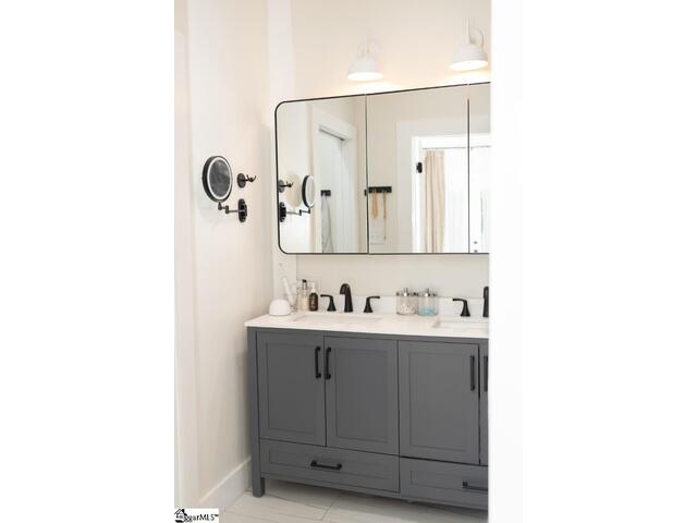 Photo of 102 Elm Street