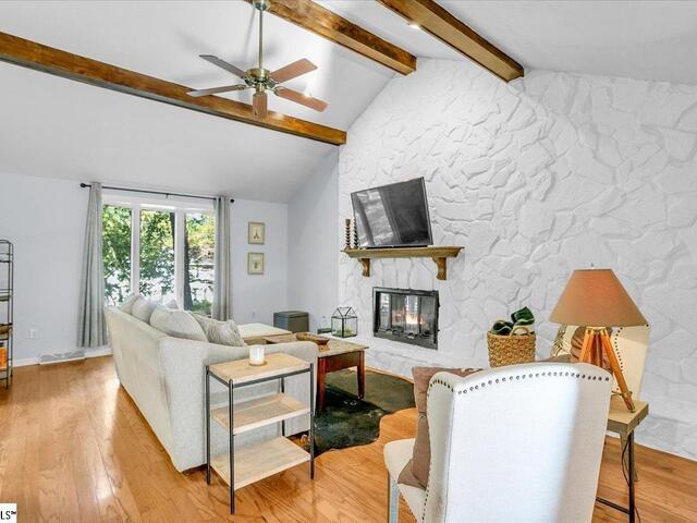 Photo of 8 Tall Tree Lane