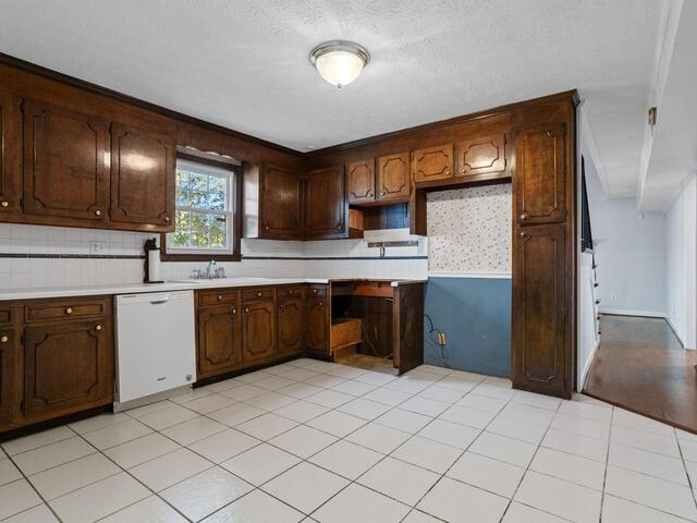 Photo of 120 Golden Grove Circle