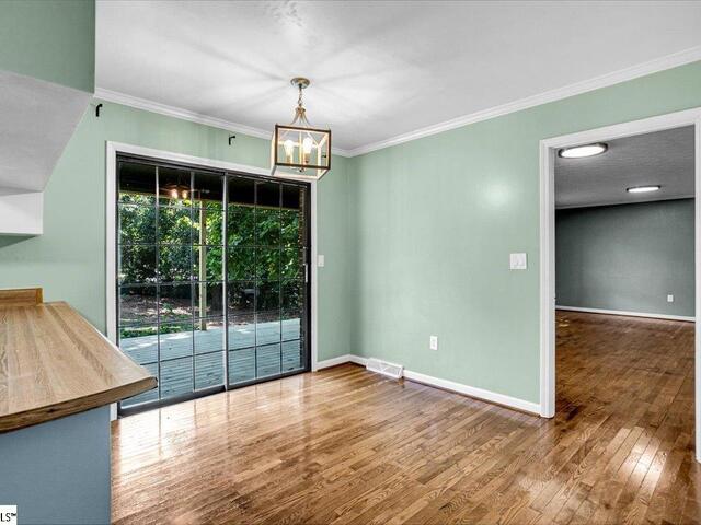 Photo of 105 MIDDLE BROOK Road