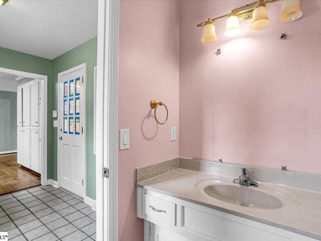 Photo of 105 MIDDLE BROOK Road