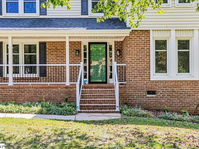 Photo of 105 MIDDLE BROOK Road