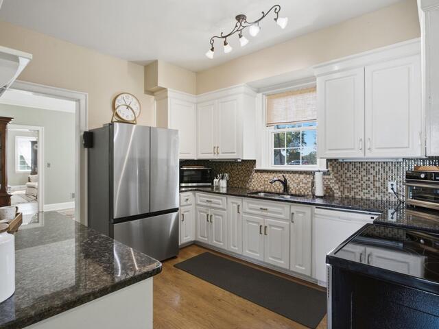 Photo of 2421 Augusta Street