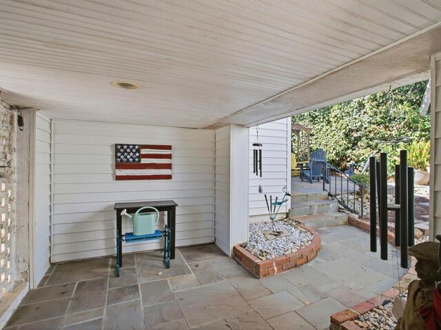 Photo of 2421 Augusta Street