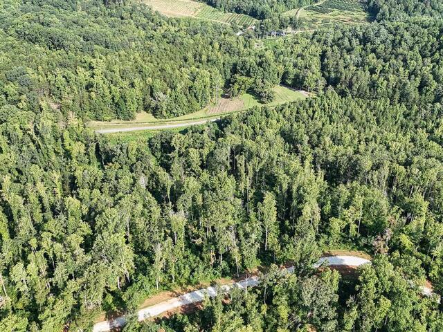 Photo of 504 Chinquapin Road