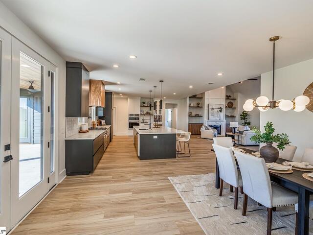 Photo of 3392 Fairview Road