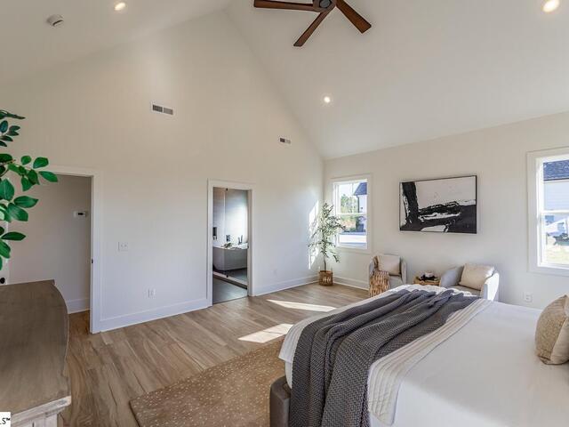 Photo of 3392 Fairview Road