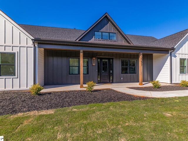 Photo of 3392 Fairview Road