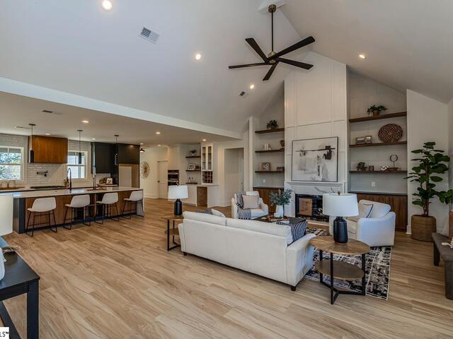 Photo of 3392 Fairview Road