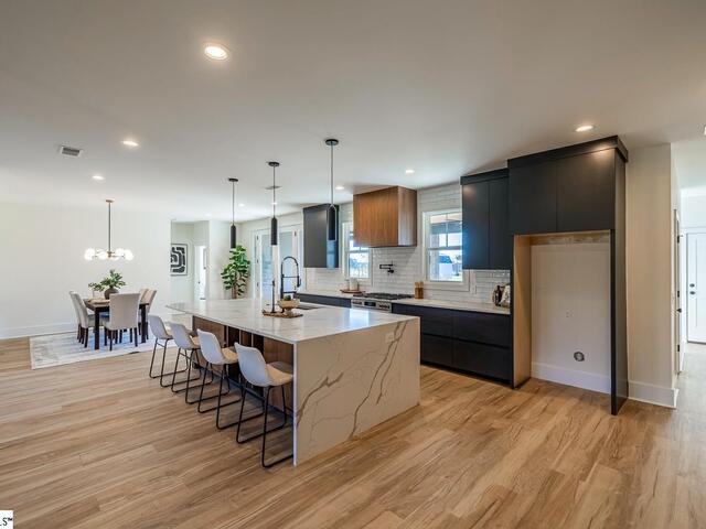 Photo of 3392 Fairview Road