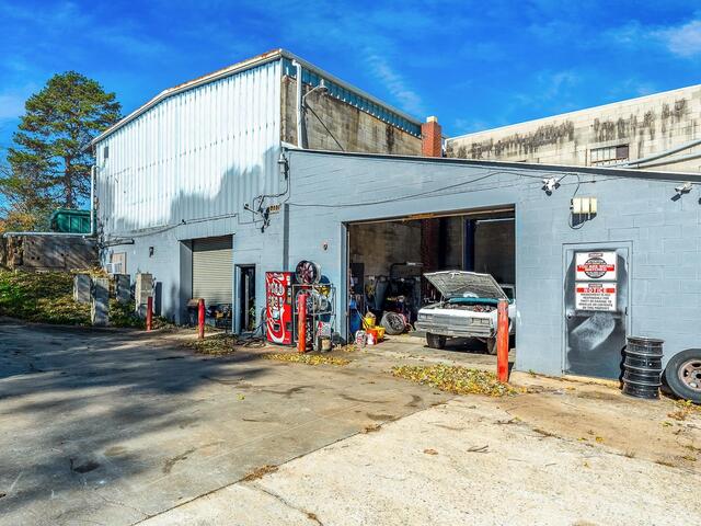 Photo of 14629 E Wade Hampton Boulevard