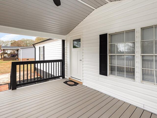 Photo of 1635 Anderson Ridge Road