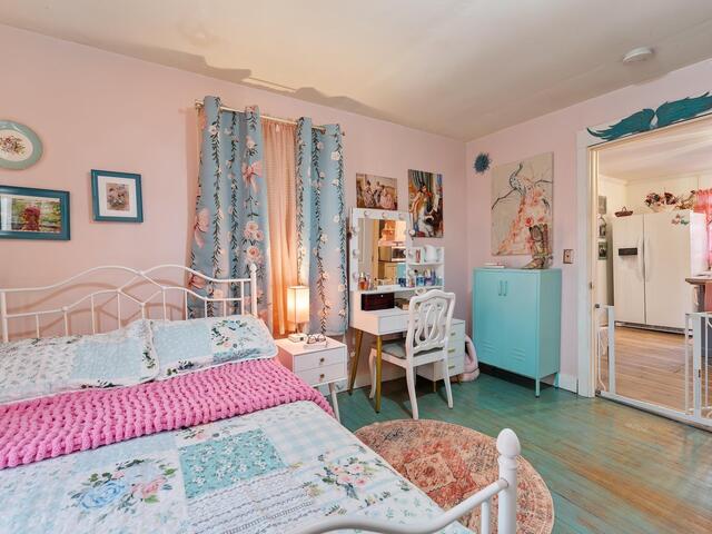 Photo of 342 N Hampton Avenue