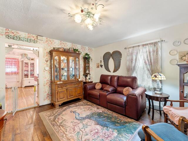 Photo of 342 N Hampton Avenue