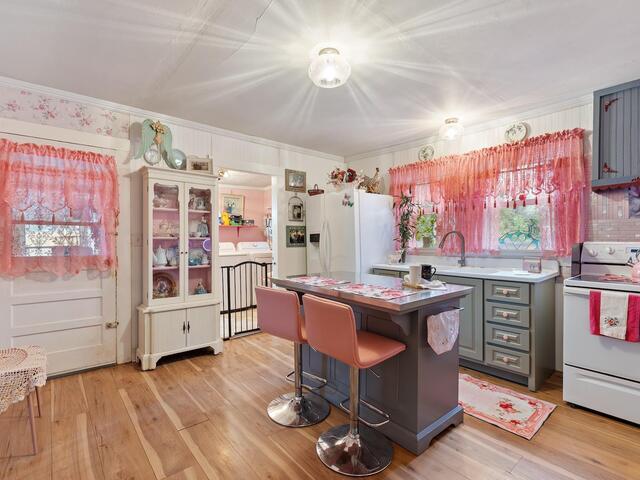 Photo of 342 N Hampton Avenue