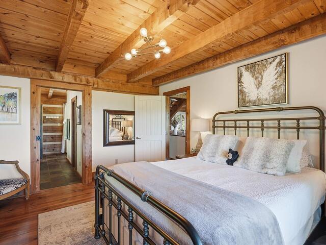 Photo of 723 N Highland Road