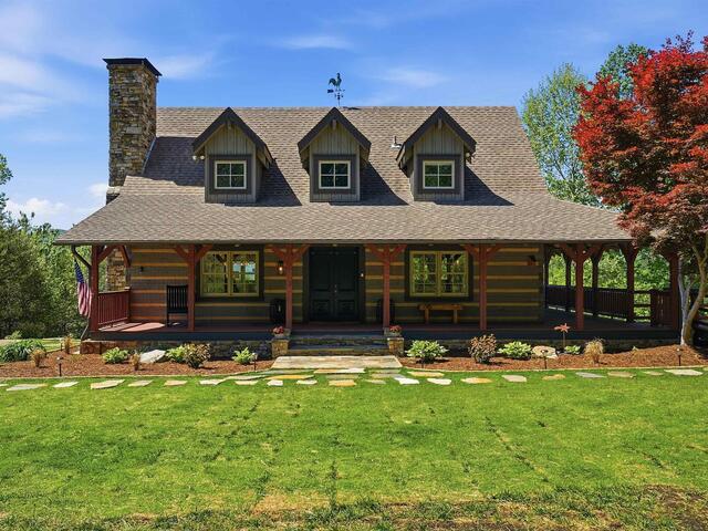 Photo of 723 N Highland Road