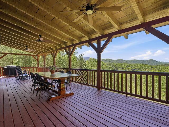 Photo of 723 N Highland Road