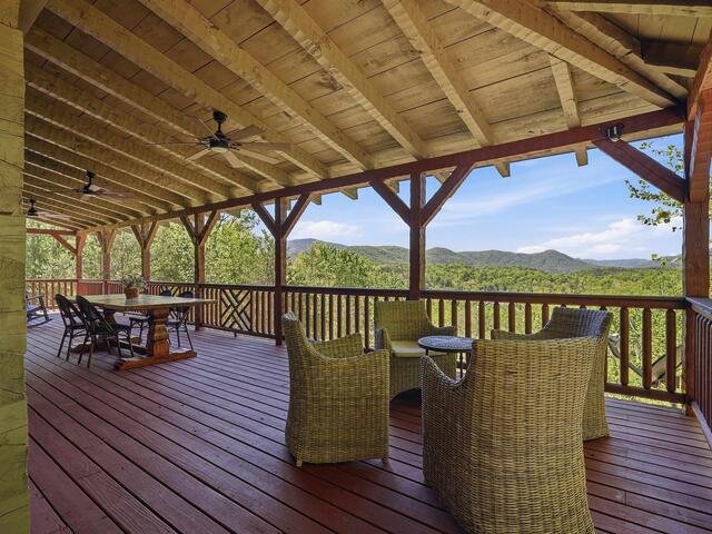 Photo of 723 N Highland Road