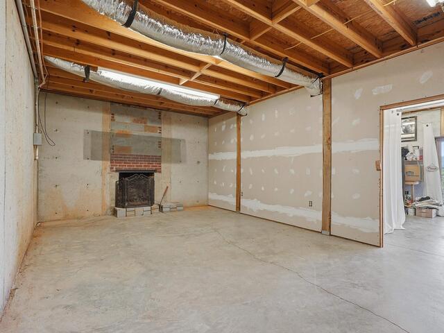 Photo of 723 N Highland Road
