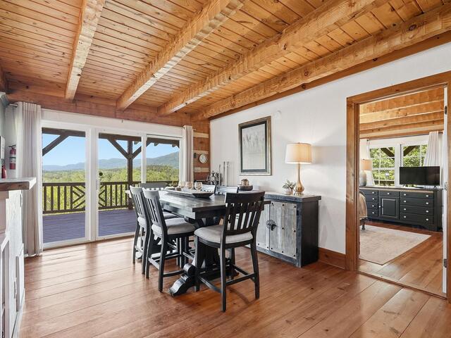 Photo of 723 N Highland Road