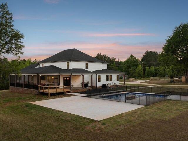 Photo of 2196 Stewart Dairy Road