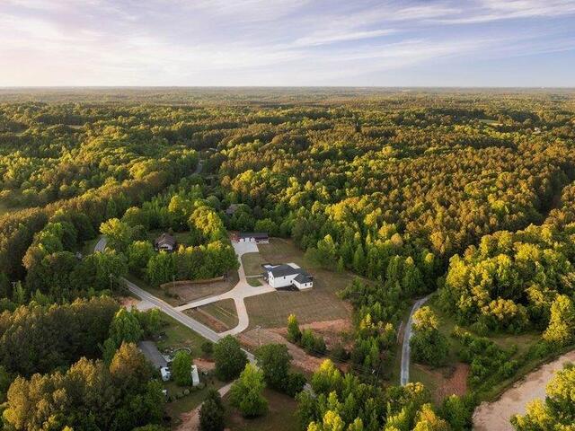 Photo of 2196 Stewart Dairy Road
