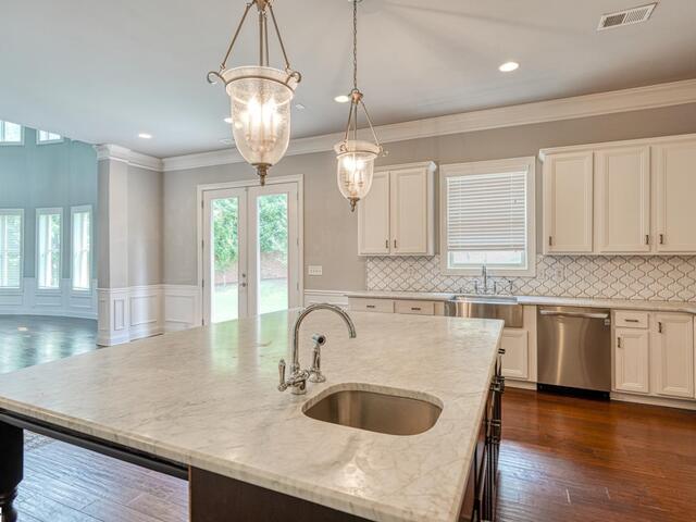 Photo of 18 Abington Hall Court