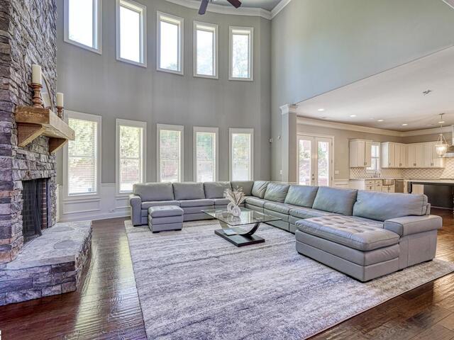 Photo of 18 Abington Hall Court