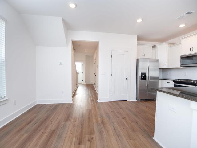 Photo of 484 Mill Park Way