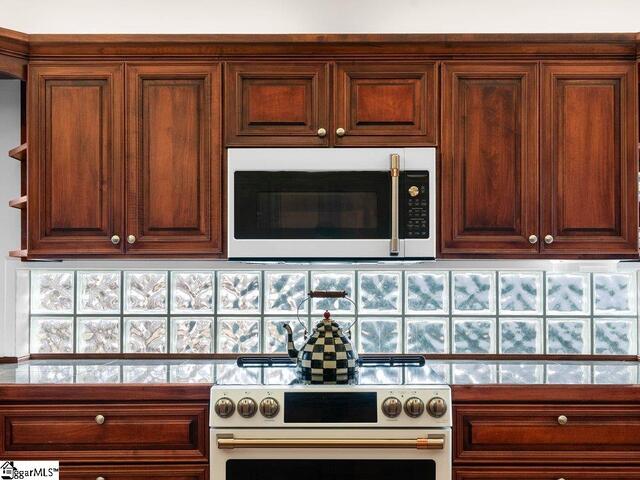 Photo of 158 Lake Bowen Drive