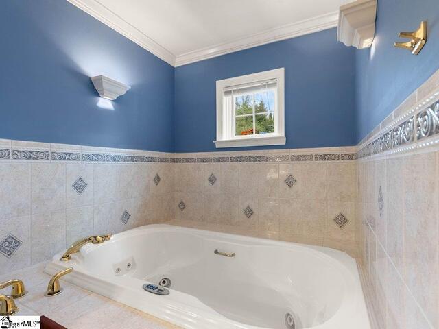 Photo of 158 Lake Bowen Drive
