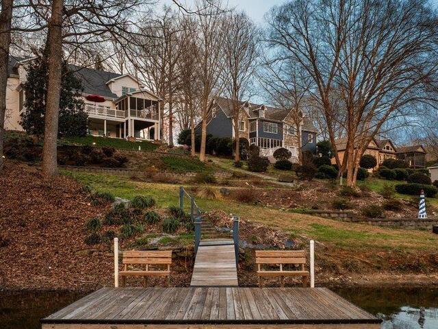 Photo of 158 Lake Bowen Drive