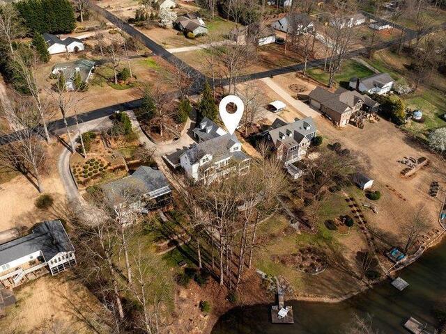 Photo of 158 Lake Bowen Drive