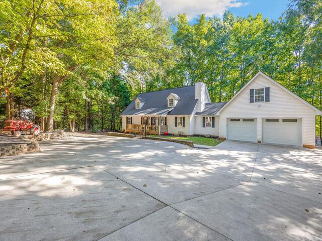 Photo of 1418 Hunters Trail