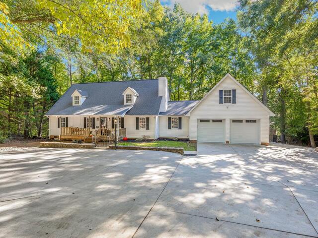 Photo of 1418 Hunters Trail