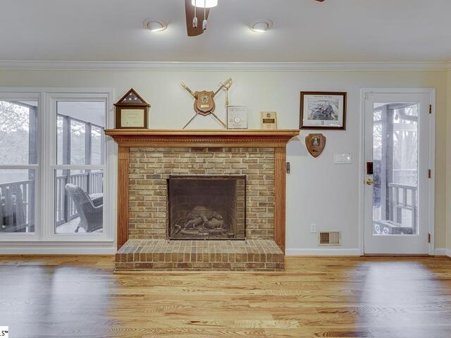 Photo of 206 W Killarney Lake