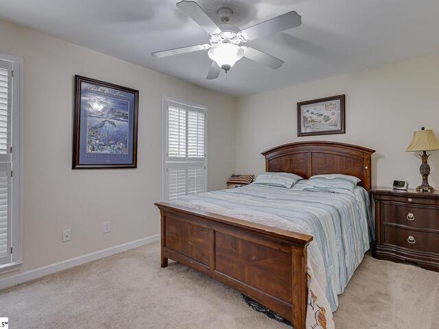 Photo of 206 W Killarney Lake