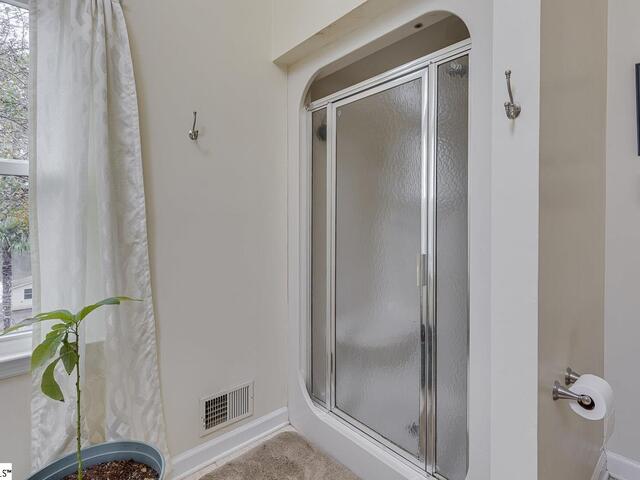 Photo of 206 W Killarney Lake