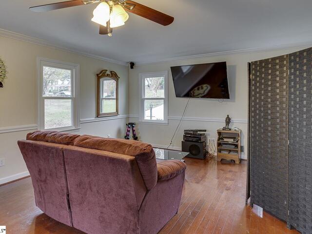 Photo of 206 W Killarney Lake