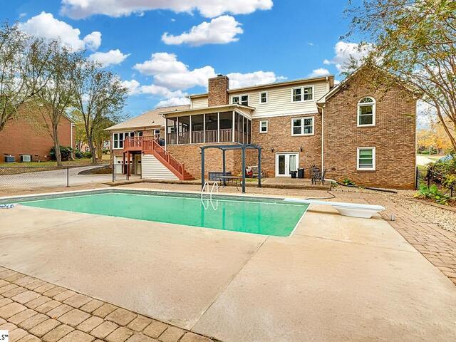 Photo of 206 W Killarney Lake