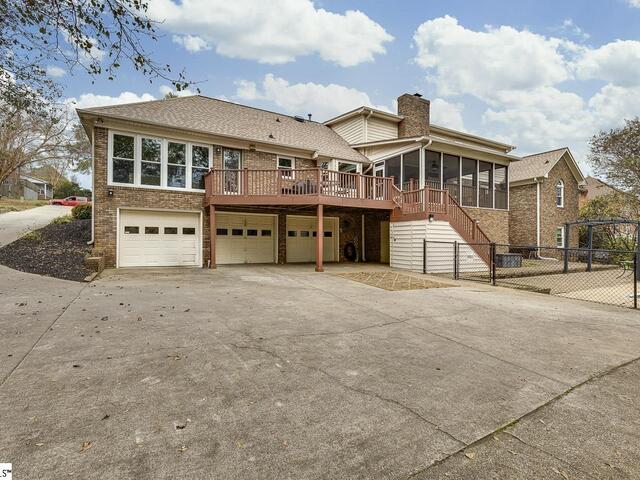 Photo of 206 W Killarney Lake